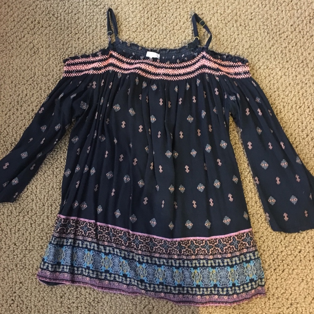 Xhilaration off the shoulder long sleeve!